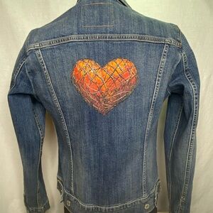 Levi’s Strauss Denim Jacket Dark Blu Wash Size Medium Hand Painted Heart